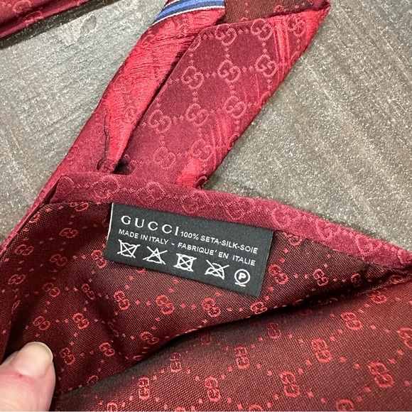 Gucci Red Patterned Tie - Picture 7 of 7